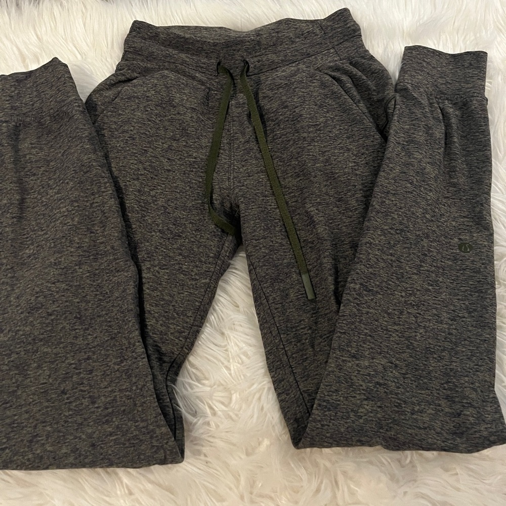 Lululemon Ready to Rulu Joggers Size 2